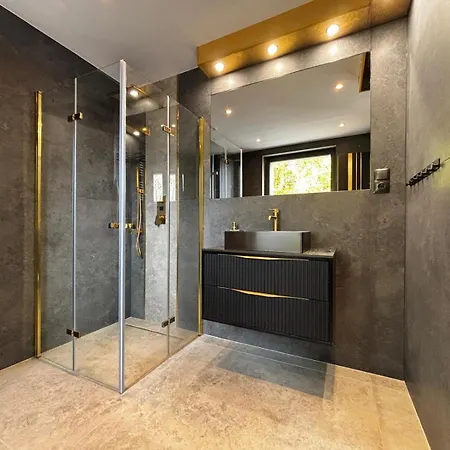 Апартаменты Ii, Uzdrowiskowa 41,