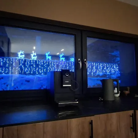 Ii, Uzdrowiskowa 41, *