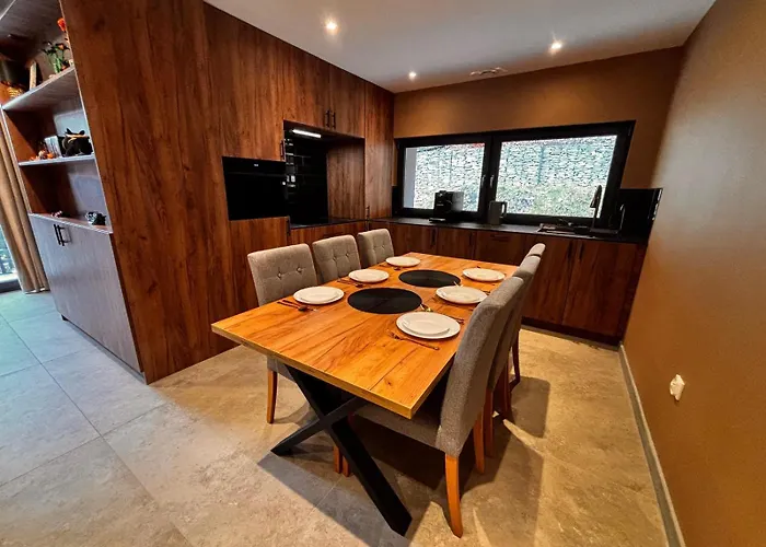 Apartament Ii, Uzdrowiskowa 41, *