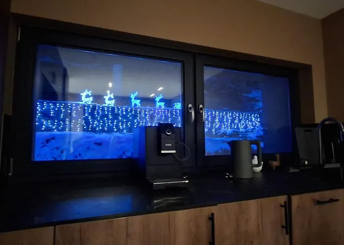 Ii, Uzdrowiskowa 41, *