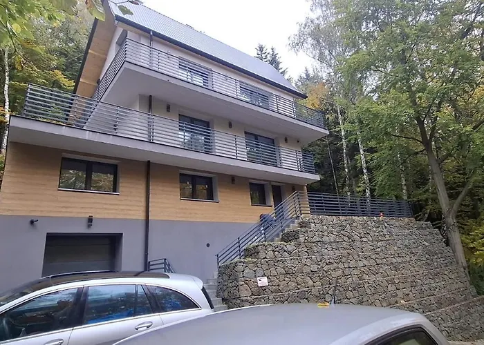 Ii, Uzdrowiskowa 41, Apartment