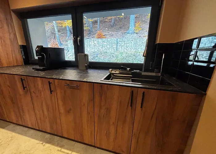 Ii, Uzdrowiskowa 41,